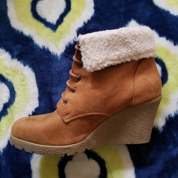 Wedge Ankle boots with Fur - Picture 4 of 5